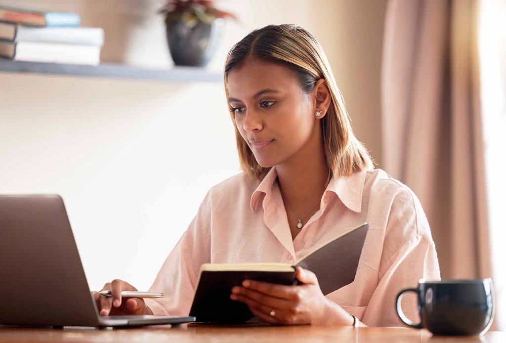 Image of woman online learning